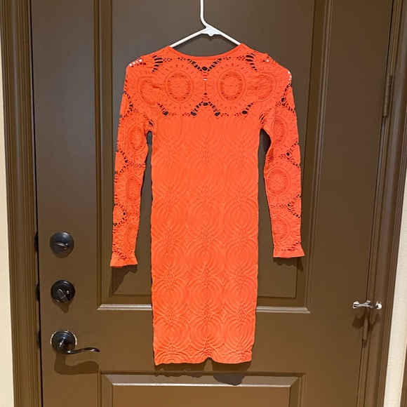 Orange bodycon dress - Picture 3 of 3